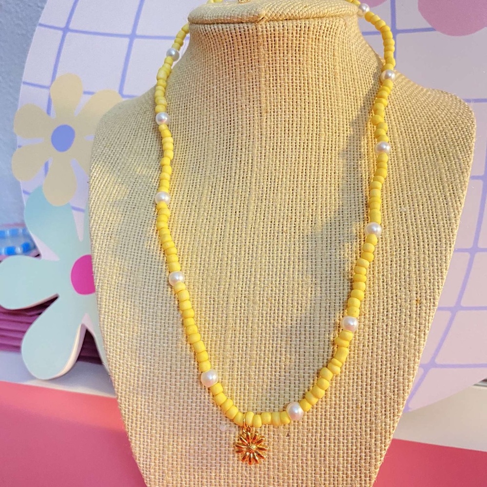 Sunflower Summer Yellow Beaded Necklace with Pearl Accents